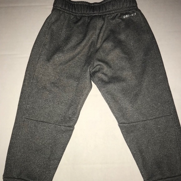 Nike pants - Picture 2 of 3